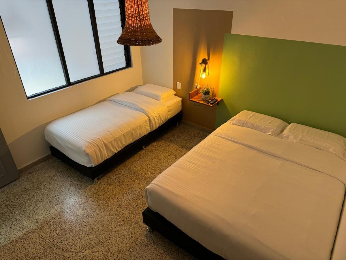 Rustik House Hotel Medellín Buitenkant foto