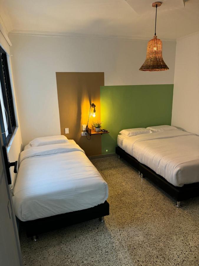 Rustik House Hotel Medellín Buitenkant foto